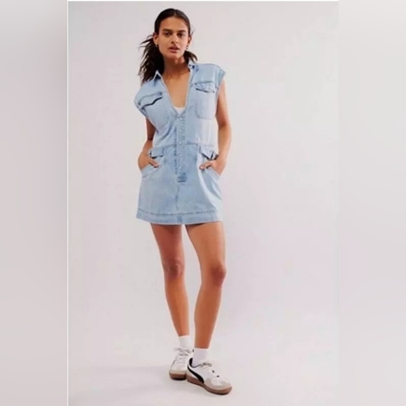 NWOT Free People Rowley Denim Mini Dress In Sunbleached - Picture 3 of 6